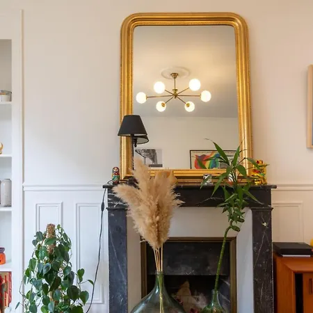 Delightful & Organically-styled 2bd Flatbercy