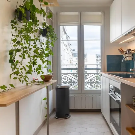 Delightful & Organically-styled 2bd Flatbercy Apartamento París