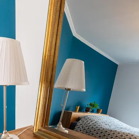 Delightful & Organically-styled 2bd Flatbercy *
